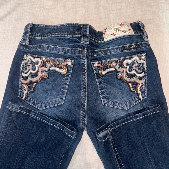 Gently used Miss me jeans size 28 boot - Picture 5 of 11